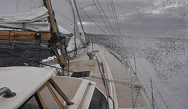 Gale spray - David Thoreson © David Thoreson http://bluewaterstudios.com/